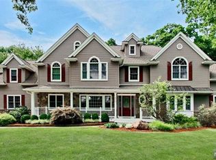 459 Manchester Way, Wyckoff, NJ 07481