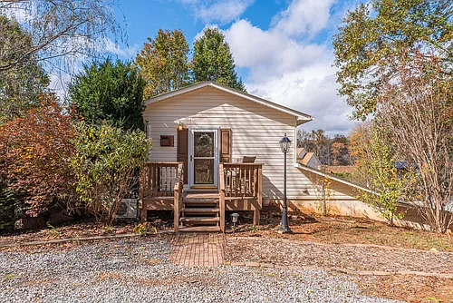 223 Davidson Rd Photo 1