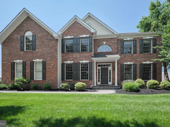 1057 N Kimbles Rd, Yardley, PA 19067