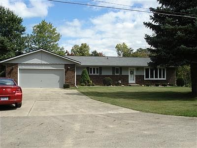 2nd image of 20762 Saunders Shores Rd