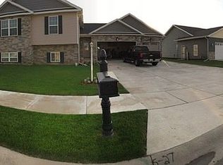 3918 Infield St, Portage, IN 46368