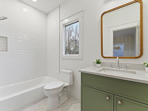 2nd image of 205 A Whitefoord Ave #A