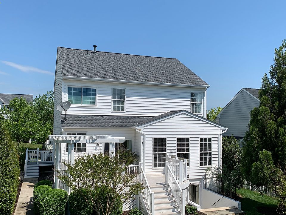 2nd image of 42911 Redfield St