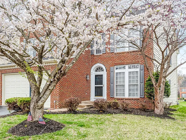 8416 Churchside Dr — Photo 8