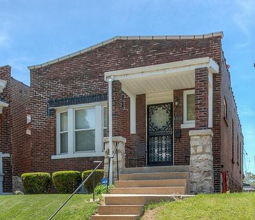 4th image of 4886 Margaretta Ave