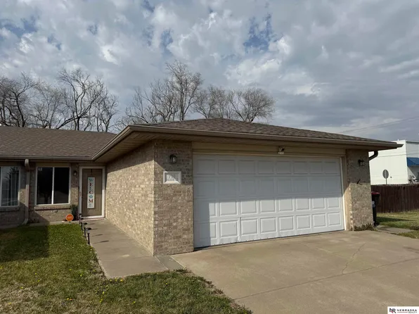 700 Folsom Ln, Lincoln, NE 68522
