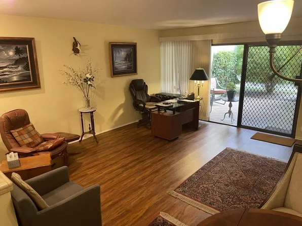 1655 E Palm Canyon Dr Unit 205, Palm Springs, CA 92264