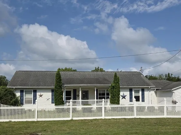 815 Williston Ave, Fostoria, OH 44830