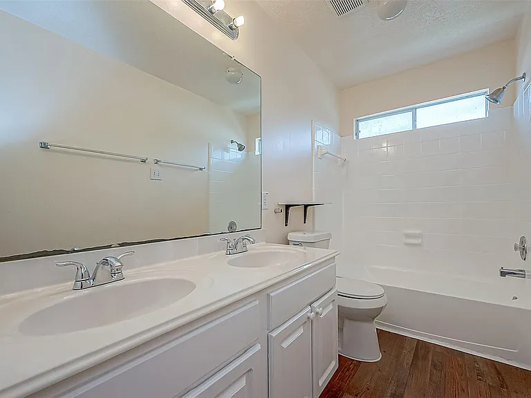 2422 Leanett Way — Photo 41