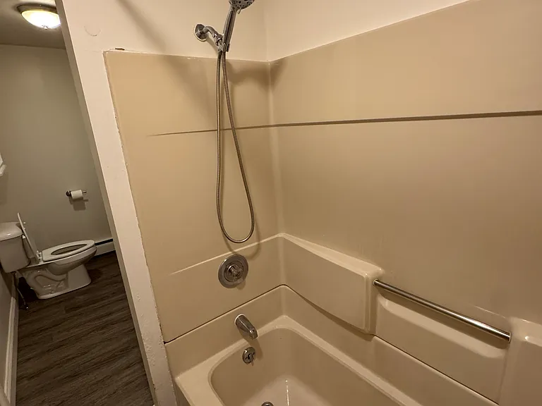 24 Hall St — Photo 12