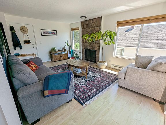 Living room.