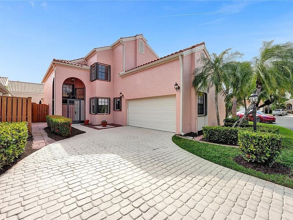 1st image of 13167 La Lique Court