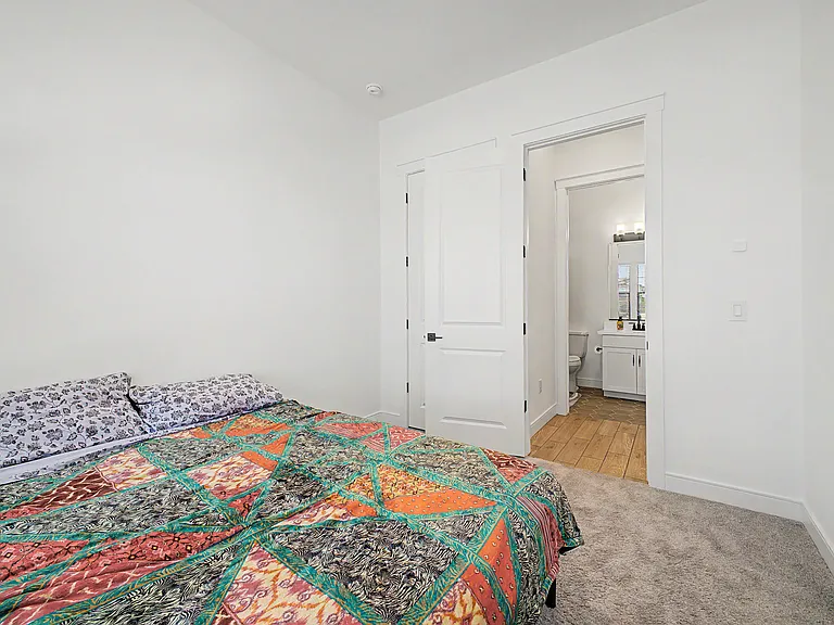 4412 N 203rd Dr — Photo 21