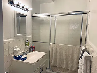 Rented by R New York