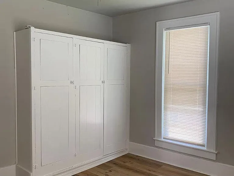 Unit Photo