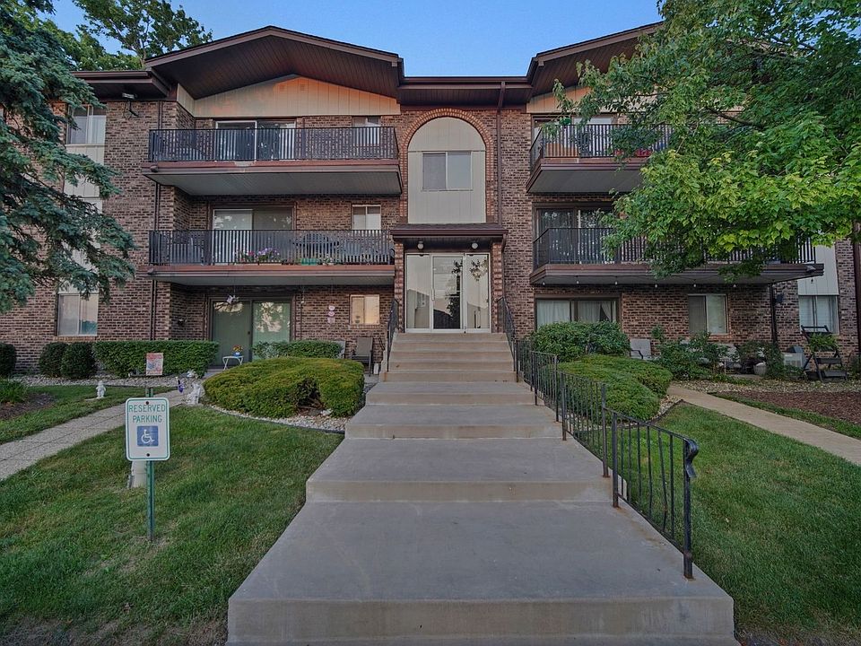 1st image of 13911 James Dr APT 1011