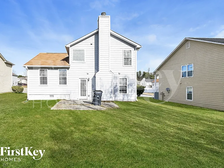 824 Rock Shoals Ct — Photo 18