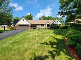 176 Valview Dr, Auburn, ME 04210