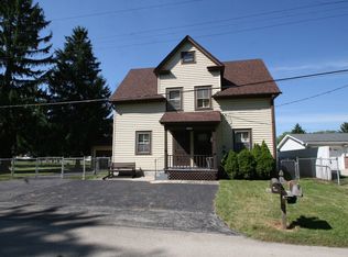 11415 W Franklin St, Franklin, WI 53132