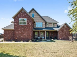 2000 Viney Grove Rd, Prairie Grove, AR 72753