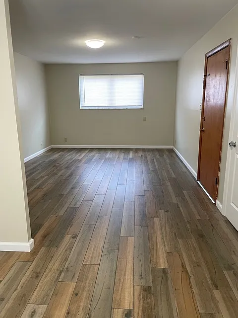 2 bed, 700 sqft, $1,150 — Photo 2