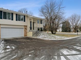 3800 Willow Way, Eagan, MN 55122