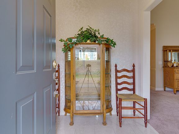 5th image of 7038 Sunrise Cir