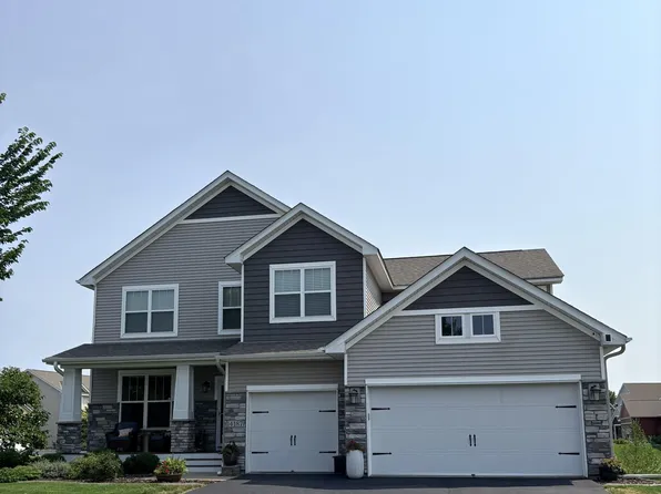 14187 Oneka Pkwy N, Hugo, MN 55038