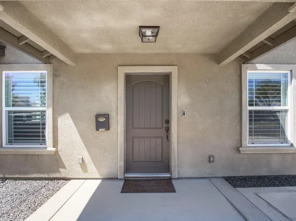 1529 Mitchell Ave, Escalon, CA 95320