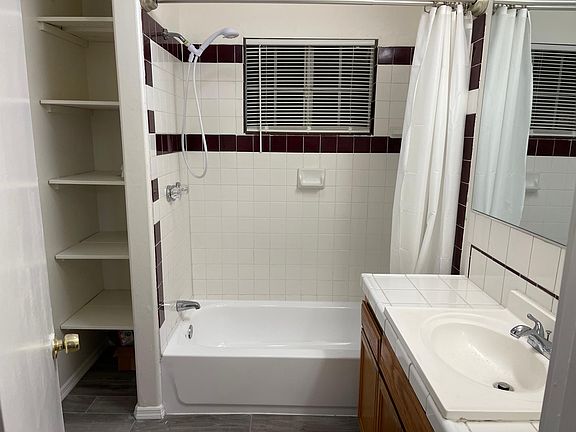 5th image of 1611 W 11th Pl