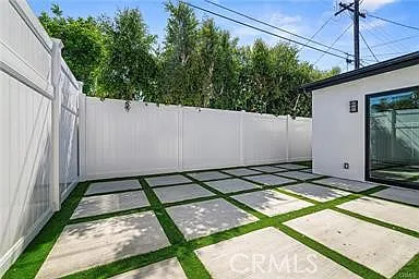 5706 Burnet Ave — Photo 13