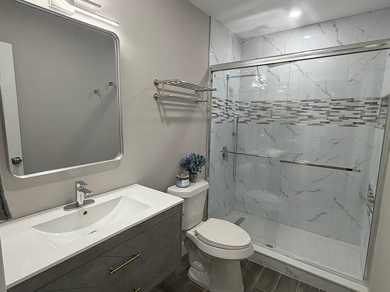 231 Elm St — Photo 11