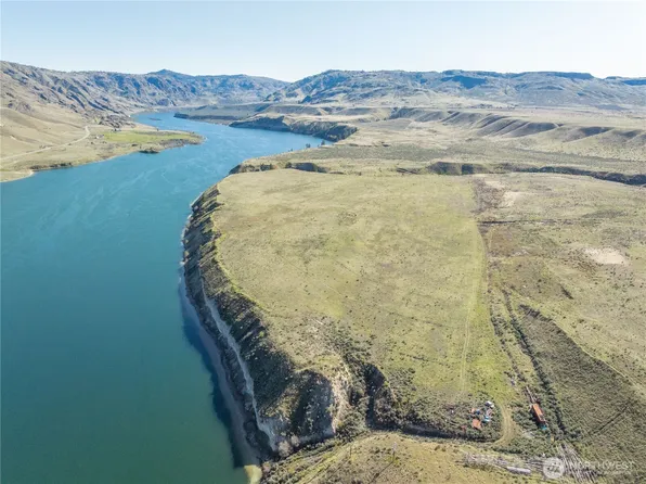 1163 Strahl Canyon Road, Grand Coulee, WA 99133