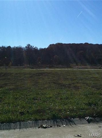 1st image of 130 Valley Farms Dr