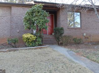 1517 Stoneleigh Way, Stone Mountain, GA 30088