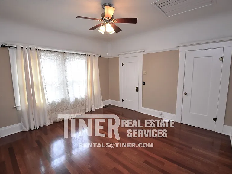 2804 F St — Photo 14