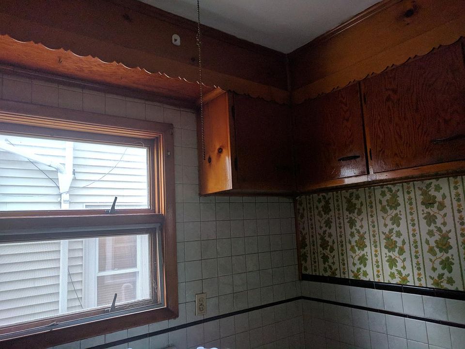 1st image of 148 Zelmer St