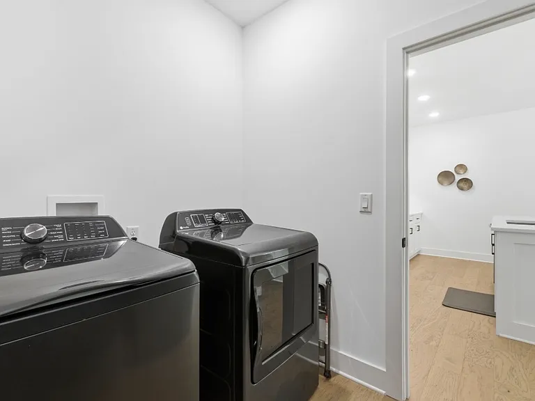 108 Glendale Ave — Photo 11