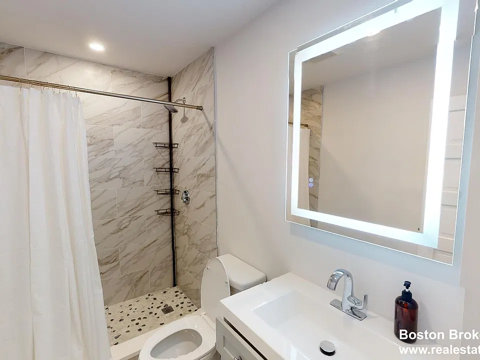 19 Sudan St #1