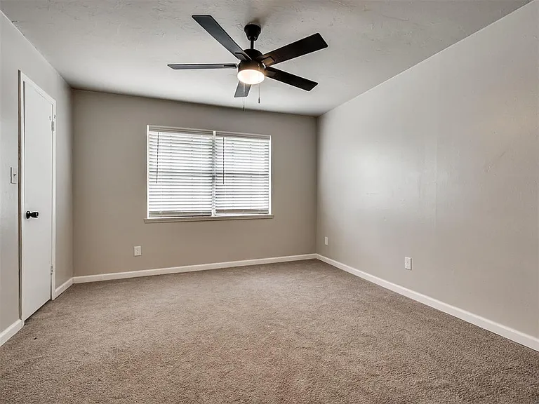 1725 E Lindsey St #2 — Photo 15