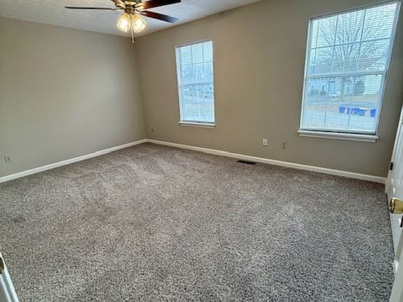 5th image of 1301 Sun Way APT A