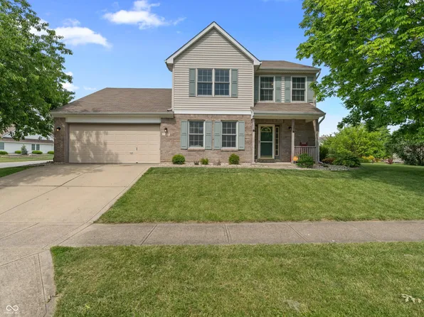 2 E Quail Wood Ln, Westfield, IN 46074