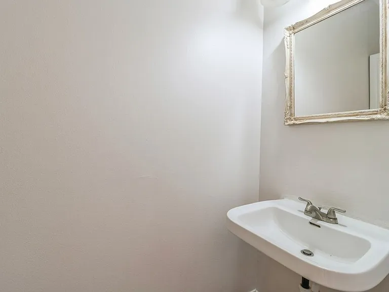 13585 Summit Dr — Photo 15