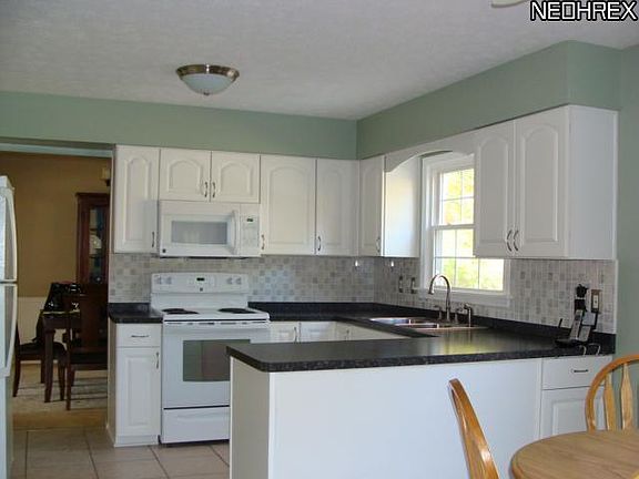 4th image of 26154 Byron Dr