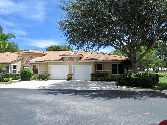 5th image of 12622 Crystal Pointe Dr APT D