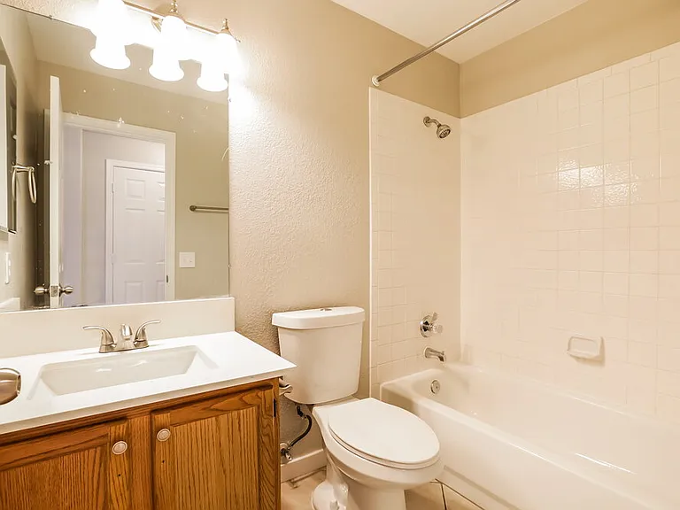 3565 Scottsbluff St — Photo 15