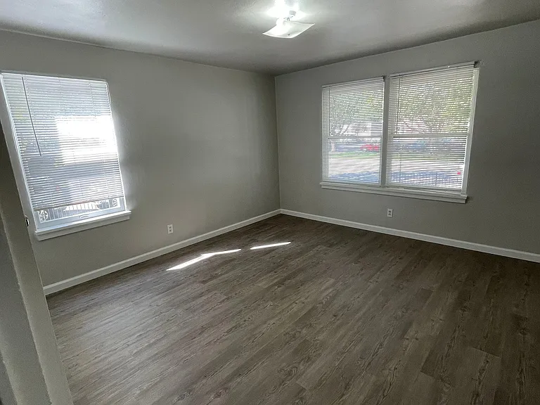 1312 S Juanita St — Photo 7