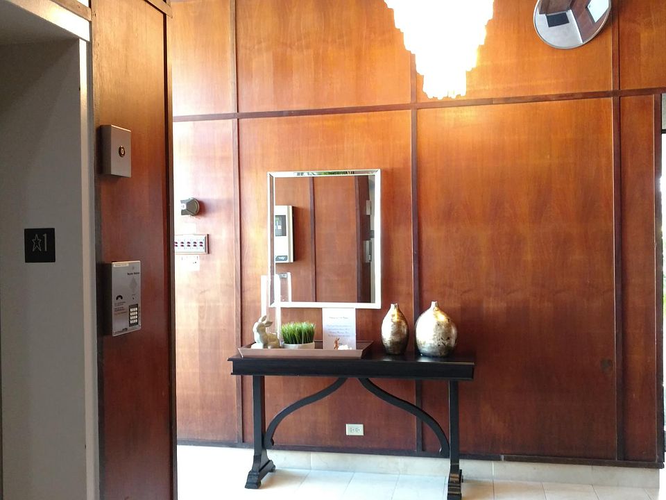 2nd image of 1112 Kinau St APT 302