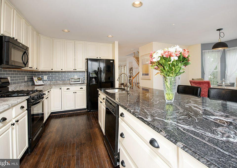 1st image of 6631 Patent Parish Ln