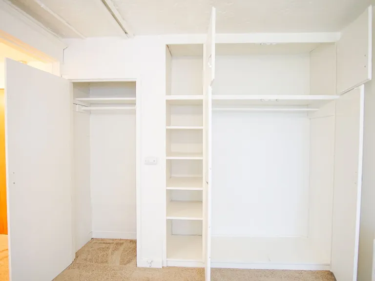1532 NE 14th Ave #10 — Photo 6